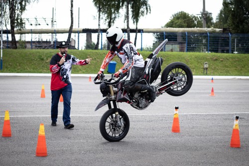 Сказ о том, как мопед покупать.